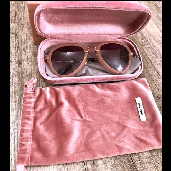 Authentic MIU MIU Occhiali Frames Orchidea Opaque Lenses SUNGLASSES + Bag & Case - Picture 2 of 10